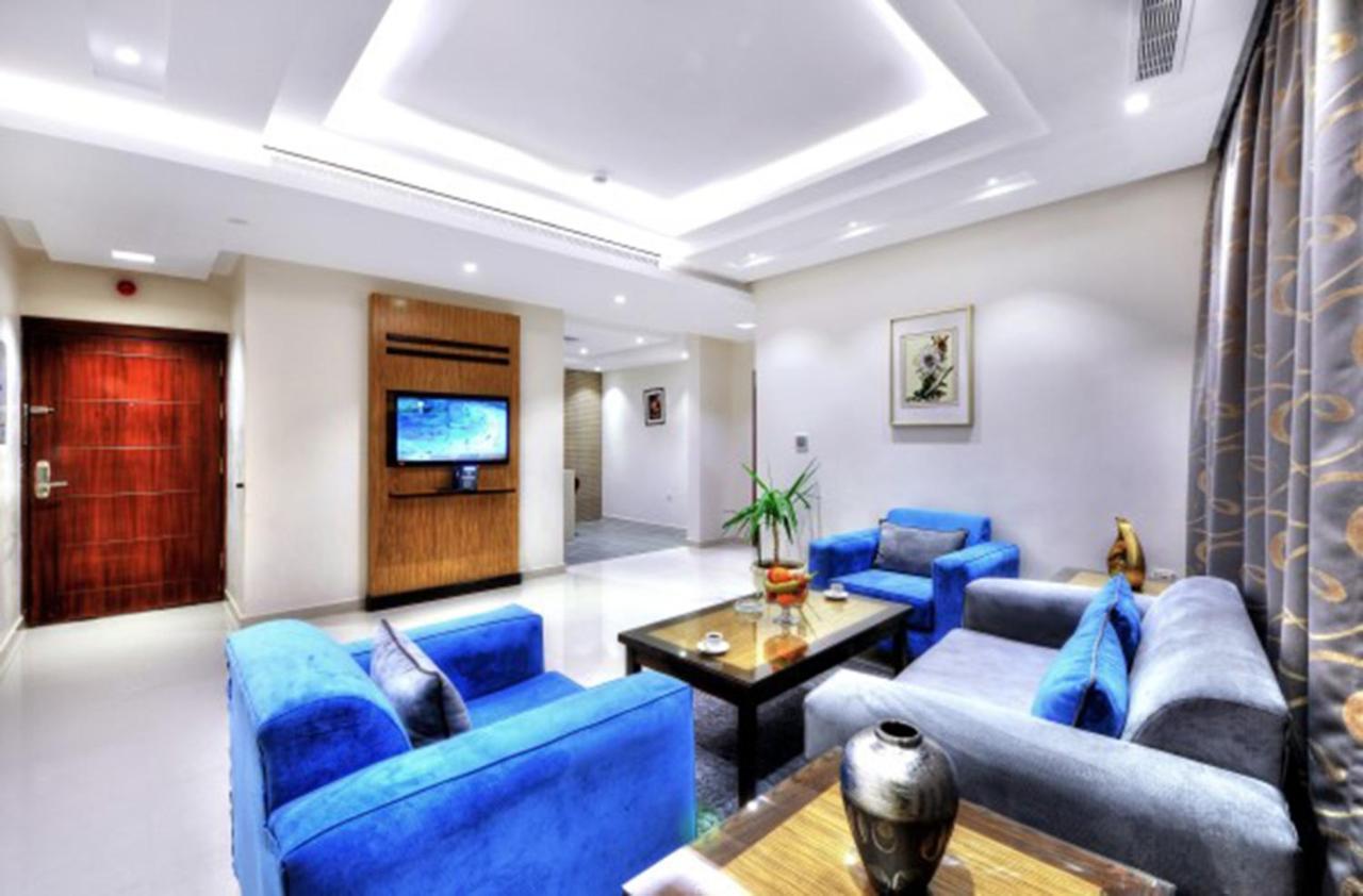Auris Al Fanar Suites 利雅德 外观 照片